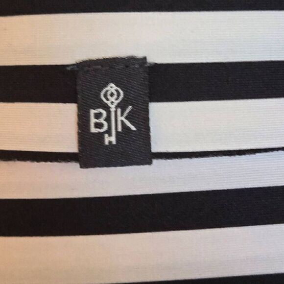 Belyn Key Womens Black White Stripe Short Sleeve Wrinkle Resistant Blouse Medium - Picture 6 of 11
